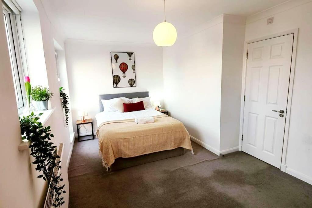 Aldgate Flats In E1. Appartement Londen Buitenkant foto